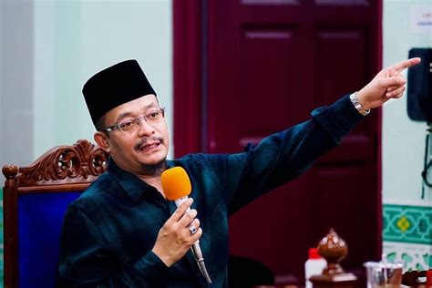 Ceramah terbaik ustaz kazim elias terbaru daripada abdullah bin amr r.a, bahawa nabi muhammad saw bersabda Gurauan minta lagu jadi kenyataan... Ustaz Kazim Elias tak ...