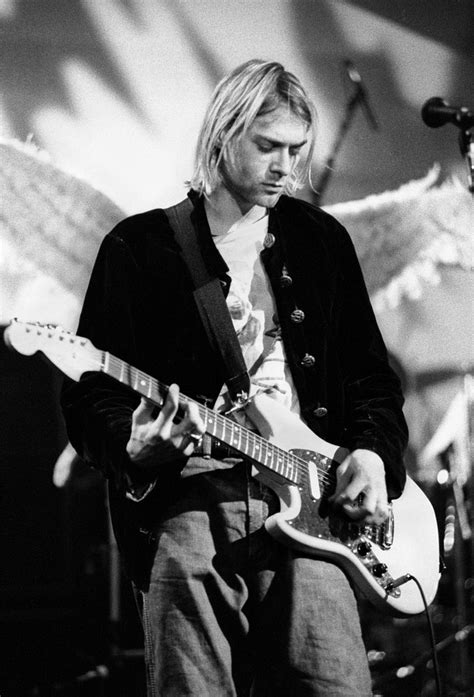 Nirvana, band, music, kurt cobain, communication, night, sign. Kurt Cobain, Seattle 1993