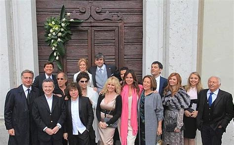 Nel 2013 cocciante è stato tra i coach dell'edizione italiana di the voice: Nozze vip - Foto del giorno - Corriere del Veneto