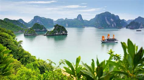 Download Ha Long Bay Wallpapers Most Beautiful Places In The World