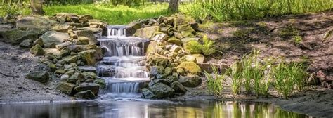 Bachlauf praktisch bauen damit sie einen bachlauf anlegen, sollten sie ungefähr 1 millimeter dicke teichfolie verwenden. Bachlauf garten