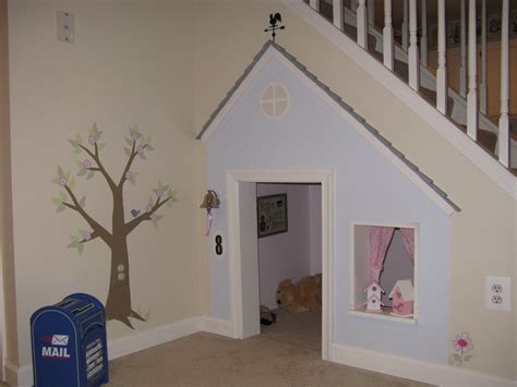 49 Amazing Playroom Under Stairs For Cute Kid Under