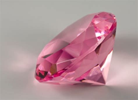 Australie Un Diamant Rose De 13 Carats A été Trouvé Et Pourrait