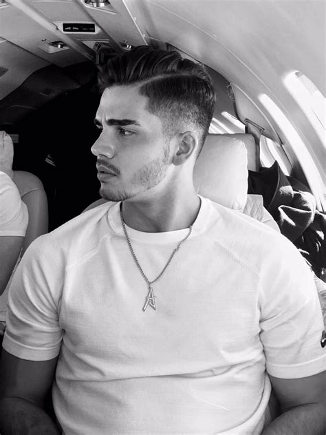 View the player profile of andre silva (eintracht frankfurt) on flashscore.com. Pin by gala on André Silva | Hair and beard styles ...