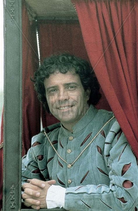I picari est un film réalisé par mario monicelli avec giancarlo giannini, enrico montesano. I Picari