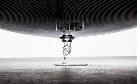 Summer lil luxuries whirlpool ergonomic design: Trendoffice: A hammock or a bath tub?