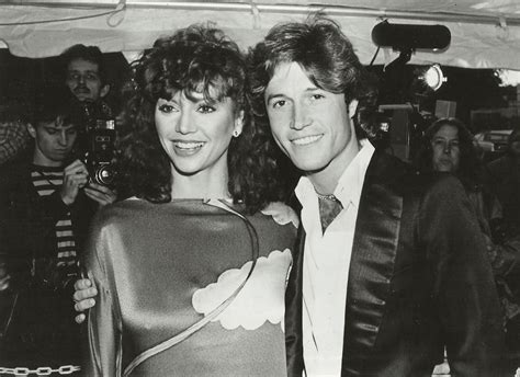 Victoria Principal Turns 70 Today Here She Is With Andy Gibb In 1981 Roldschoolcool