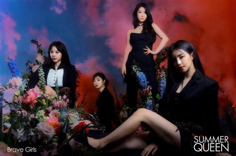 4년 만에 역주행 1위 '롤린(rollin)', 브레이브걸스(brave girls) 단독 인터뷰 ｜ 비하인드스토리 대방출. 브레이브걸스, '롤린' 이어 신곡 '치맛바람'으로도 차트 1위 ...