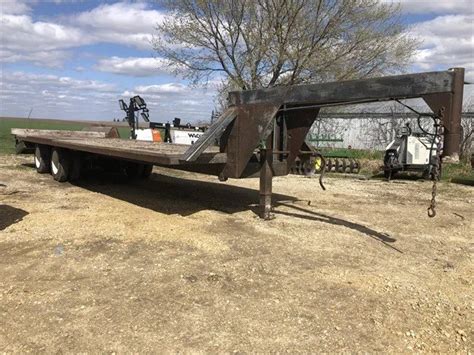 Old 20 Auctions 2000 Specially Const 30 Foot Flatbed Trailer