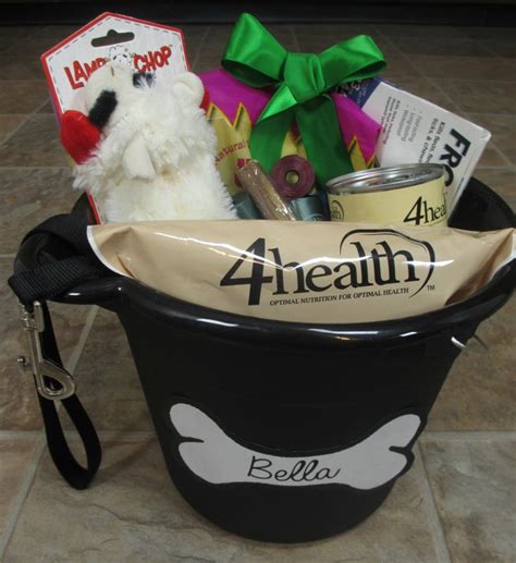 Dogs are already quite full of enthusiasm and happiness, and to see them appreciate a specific new toy or treat is such a beautiful moment of happiness. DIY Dog Gift Basket Christmas or Donation Idea | Emily Reviews