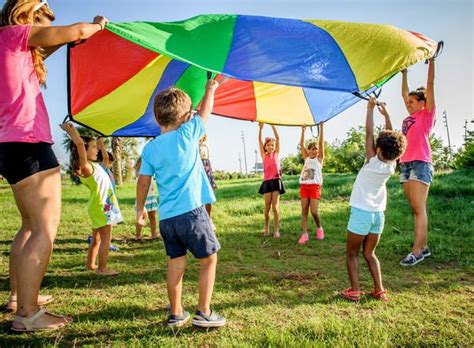 10 ejemplos de juegos recreativos. WOW! Los mejores Juegos para Niños al Aire Libre 2020