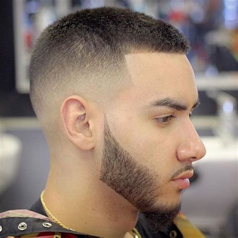 Machine de coupe de cheveux électrique barbe professionnelle rasage tondeuse à cheveux kit de coiffure hommes sans fil usb tondeuse à cheveux barbier. 32 Superbe Coiffure Chauve 2017 | Military haircuts men ...
