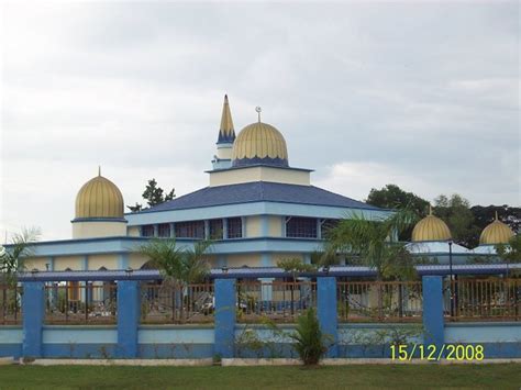 The putra mosque, or masjid putra in malay language, is the principal mosque of putrajaya, malaysia. Putera Lapis Mahang: Malaysia Tanah Air Ku: 048 SENIBINA ...
