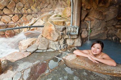 Onsens Japanese Hot Spring Baths Japanvisitor Japan Travel Guide Onsen Japanese Hot Springs
