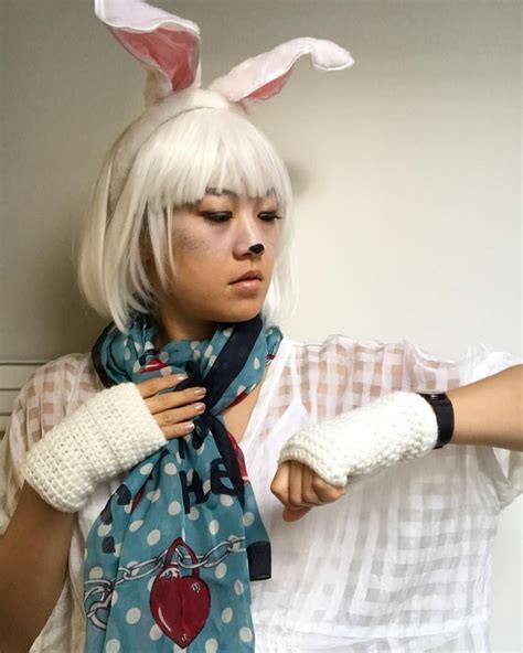 “i’m Late I’m Late ” 🐰♥️🕙 Alice In Wonderland White Rabbit Costume For Halloween White Rabbit