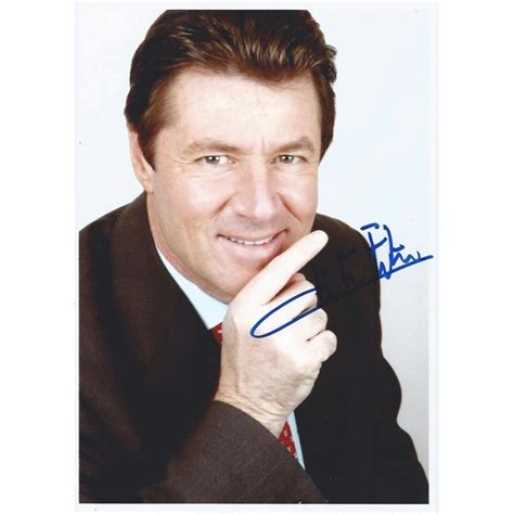 Christian estrosi fait tomber la chemise pour se faire vacciner. Autographe Christian ESTROSI