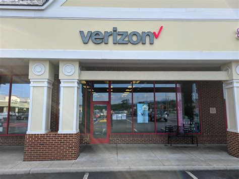 Verizon Authorized Retailer - Wireless Zone 2017 Colonial Ave SW