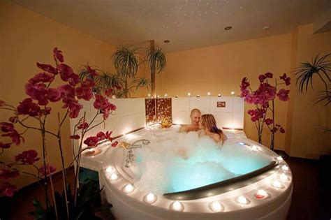 romantic bubble bath spa breaks romantic bathrooms