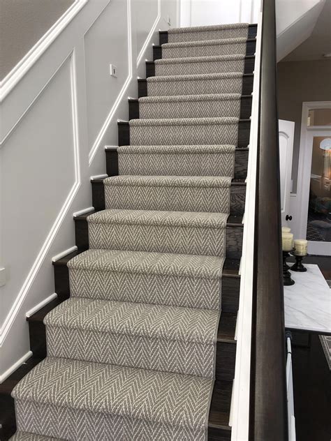 Carpet Runner 90 Degree Turn #CarpetRunnersForCaravans ...