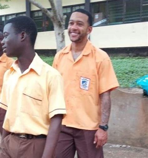 The netherlands forward sees his contract at lyon expire at the end of the month and has been touted to move to the nou camp to link up with his former holland boss. Dutch star Memphis Depay visits Deaf and Dumb School in ...