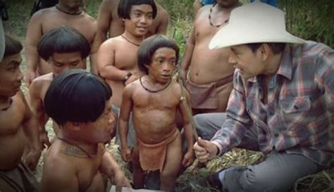 Gambar disebut sebagai aluna tulisan yang bergerak mengi kuti irama imajinasi pada diri seseorang yang berkarya. Gunung Lipan, Perkampungan di Kalimantan yang Dipercaya ...