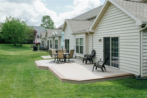 Ground Level deck - Outdoor Living space