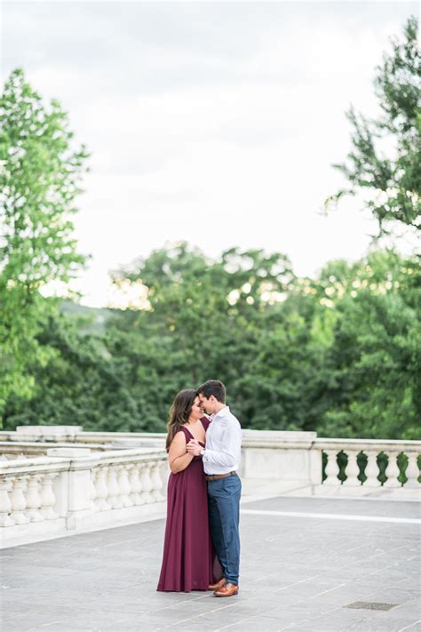 Romantic Engagement Session On The Lawn In Charlottesville Hunter And Sarah Photography