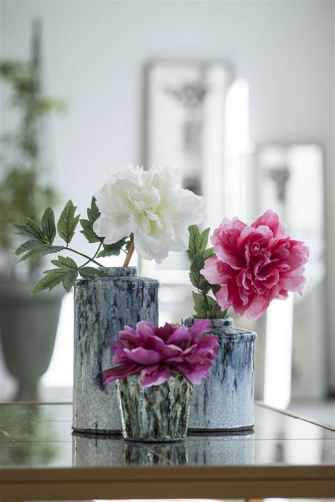 Vases are an elegant piece of art made from natural materials like wood or stone. Pin by A&B Home Inc on Florence de Dampierre | Home decor ...