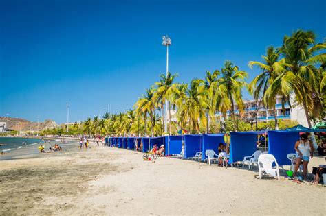 Sep 10, 2011 · south america offers a huge range of activities and experiences for all tastes. Schöner Strand In Santa Marta, Kolumbien Redaktionelles ...