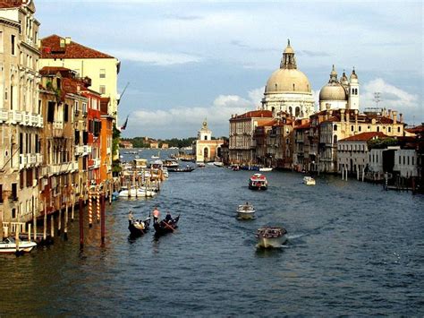 Free Download Amazing Venice Italy Channel Wallpapers 1680x1050 685214