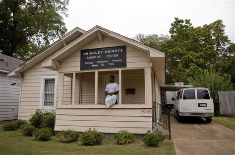 Food pantry brings hope to needy families | Baptist Press