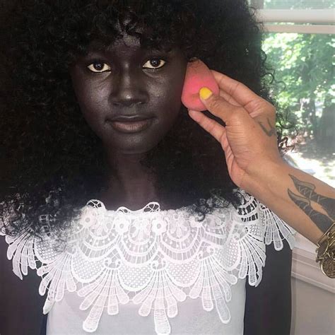 Voici Khoudia Diop Cette Mannequin Sénégalaise Qui Affole Internet