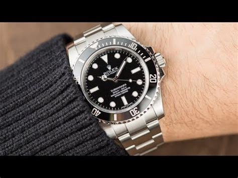 Questa variante del submariner dal prezzo più accessibile è uno degli orologi rolex nel settembre del 2020 rolex ha introdotto una nuova variante del submariner no date in acciaio inox. Rolex Submariner no date 114060 Black dial 40 mm stainless ...