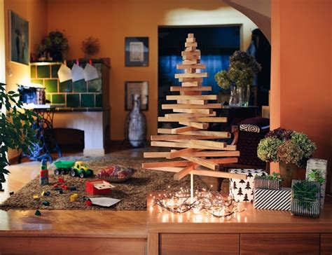 745 best minimalist christmas tree free brush downloads from the brusheezy community. Yelka Minimalist Wooden Christmas Tree » Gadget Flow