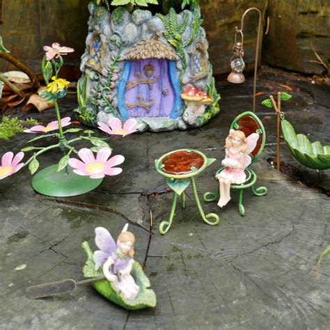 7 Piece Metal Fairy Garden Set
