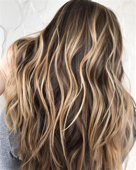 High Contrast Caramel Blonde Highlights Brown Hair With Blonde