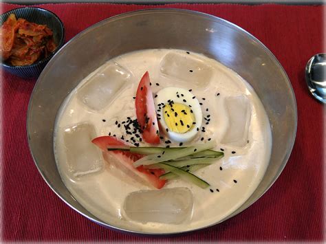The chicken was brought out uncarved. KongGukSu (콩국수) - Korean Cold Noodles with Tofu - Yori, Hey!