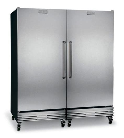 Saba 54 In W 47 Cu Ft Two Door Commercial Reach In Upright Refrigerator