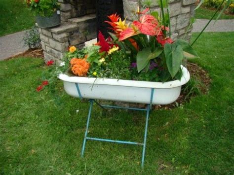 Alibaba.com offers 1,480 garden bathtubs products. 13 DIY Repurposed Bathtubs | Old bathtub, Baby bath tub ...