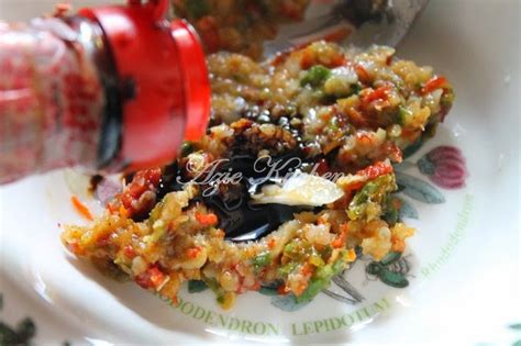 Di gerai salim, suntong tutok dijual mengikut saiz rm10 seekor, ada rm12, rm15 dan rm20 seekor. Sambal Kicap Sedap - Azie Kitchen