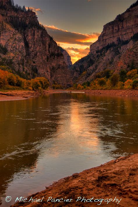 Sunset Over Glenwood Canyon And The Colorado River Glenwood Flickr