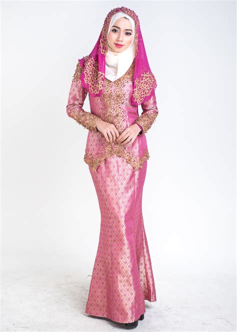 Baju kurung moden songket bintang #printed. Baju Kurung Moden Nikah Salomah Pink