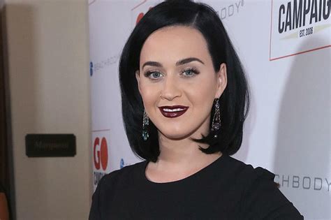 Katy Perry Surpasses 80 Million Twitter Followers