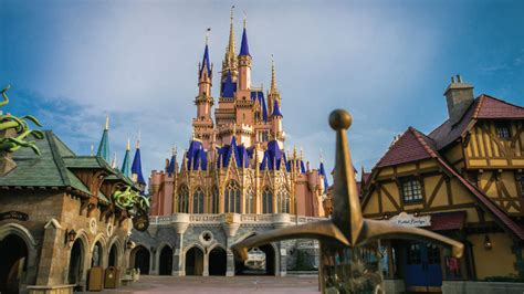 Cinderellas Castle Makeover Now Complete At Magic Kingdom Park Savers