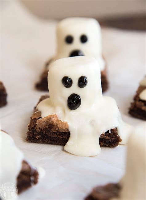 50 Easy And Spooky Halloween Desserts To Bring To A Party For 2023