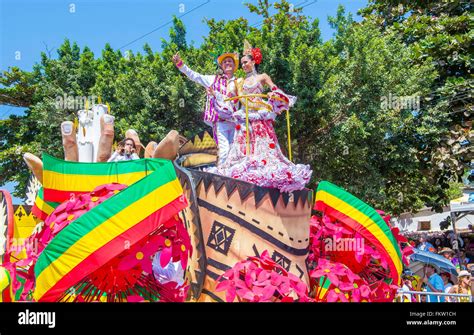 Float Parade In The Barranquilla Carnival In Barranquilla Colombia Stock Photo Alamy