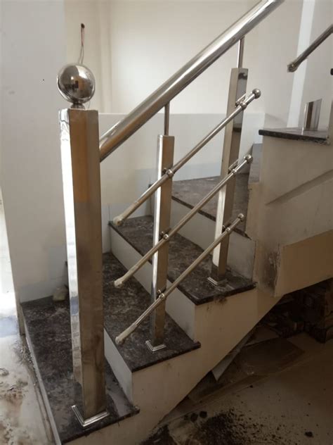 Stainless Steel Staircase Railing For Home Rs 400 Running Feet Bir