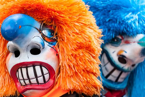 Bei uns bekommen sie kein haus „von der stange, denn sie möchten in der schweiz bauen und sind noch auf der suche nach dem perfekten baupartner? Fasnacht in der Schweiz: bunt, schräg und laut! - consumo ...