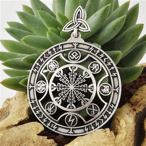 Norse Viking Amulet Spiritual Strength Aegishjalmur Pendant Nordic Rune