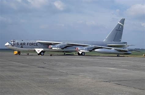 B 52d In Sac Chrome Dome Nuclear Alert Paint Scheme Military